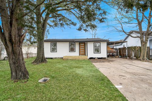1126 14th St, Galena Park, TX, 77547-2513 | Card Image