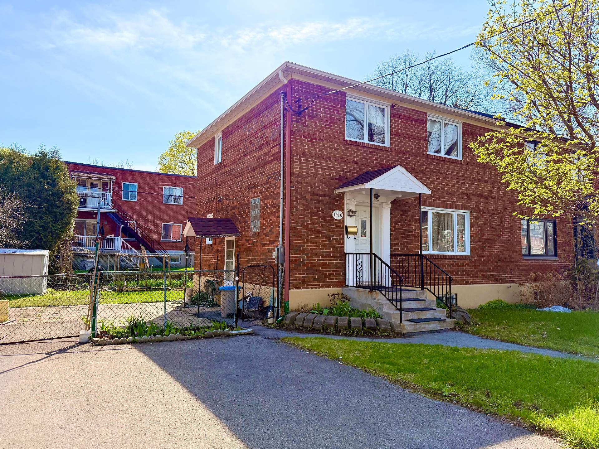 Residential in Montréal (Saint-Laurent) 4