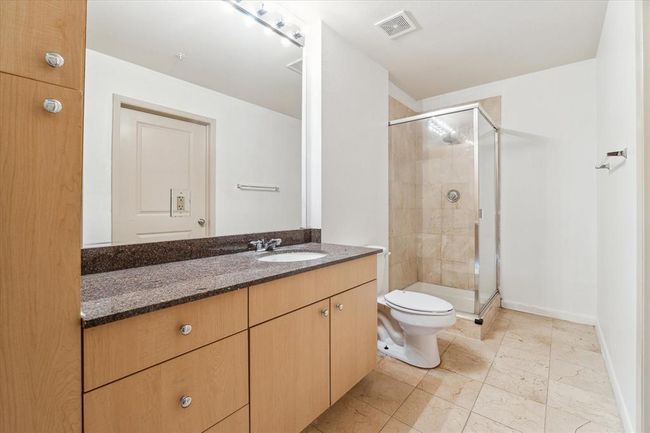 UNIT-2810 - 3505 Sage Rd, Condo with 2 bedrooms, 2 bathrooms and null parking in Houston TX | Image 12