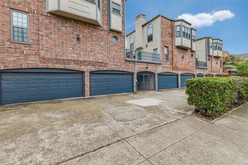 apt-106-4511 Gilbert Ave, Dallas, TX, 75219-2113 | Card Image