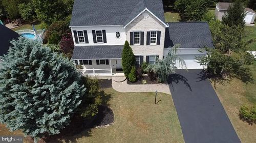 11805 White Pine Dr, HAGERSTOWN, MD, 21740-2019 | Card Image