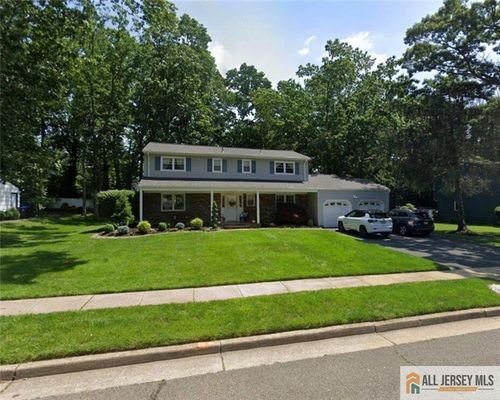 13 Bosko Dr, East Brunswick, NJ, 08816-4540 | Card Image