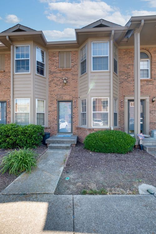 308 Hickory Pl, Nashville, TN, 37214 | Card Image