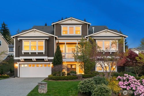 7050 171st Ave Se, Bellevue, WA, 98006-5723 | Card Image