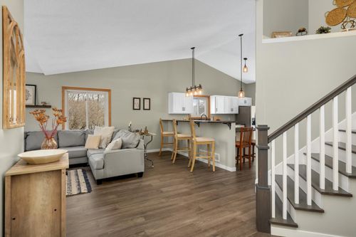 11066 190 1/2 Ave Nw, Elk River, MN, 55330-2881 | Card Image