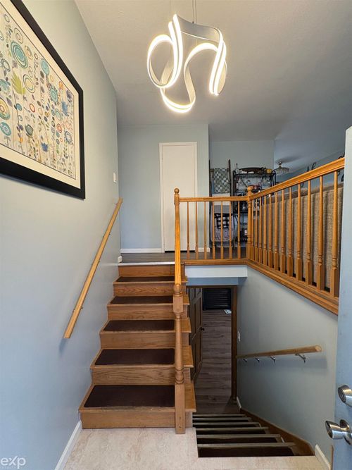 3157 Coventry Dr, Bay City, MI, 48706-9226 | Card Image