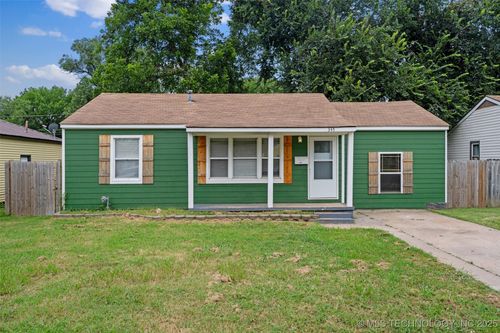 345 N Pine St, Dewey, OK, 74029-2220 | Card Image