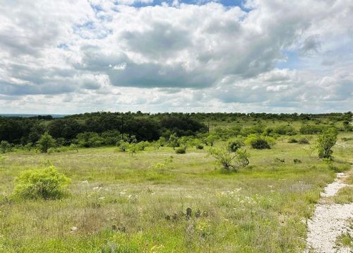 109 Comanche Hills Dr, Comanche, TX, 76442-1699 | Card Image