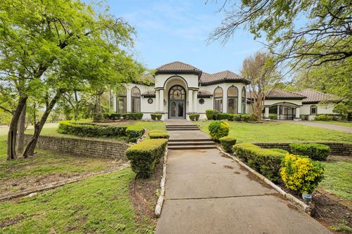 1813 Richlen Way, Desoto, TX, 75115-2131 | Card Image