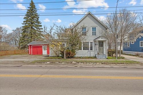 44-42-44 Oak St, Burlington, VT, 05401-2829 | Card Image