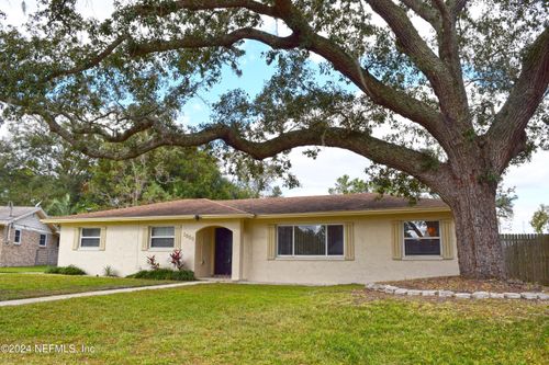 1055 Bay Circle N, ORANGE PARK, FL, 32073 | Card Image