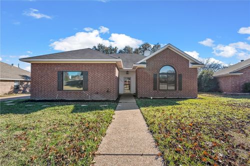 1057 Dane Drive, Hewitt, TX, 76643 | Card Image