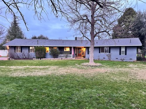 8567 Winona Way, Redding, CA, 96002-9224 | Card Image