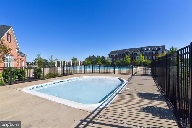 UNIT-103 - 23245 Milltown Knoll Sq, Condo with 2 bedrooms, 3 bathrooms and null parking in ASHBURN VA | Image 37