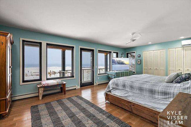 7042 S Montgomery Blvd, House other with 2 bedrooms, 3 bathrooms and null parking in Pentwater MI | Image 9