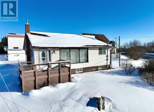 6 West St, Blind River, ON, P0R1B0 | Card Image