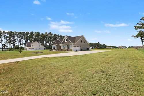 157 Sweet Grass Ln, Raeford, NC, 28376-9186 | Card Image