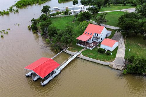 707 Marco Dr, Runaway Bay, TX, 76426-4517 | Card Image
