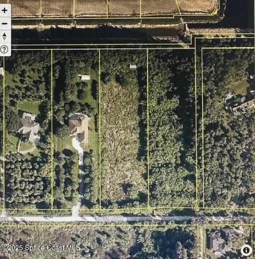180 Smith Rd, Merritt Island, FL, 32953-8326 | Card Image