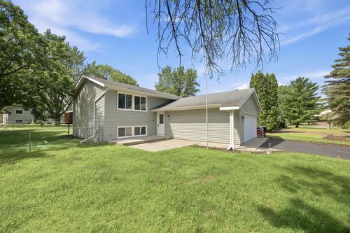 3360 117th Ave Nw, Coon Rapids, MN, 55433-2715 | Card Image