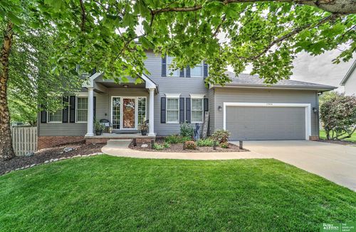 17831 Washington Circle, Omaha, NE, 68135 | Card Image