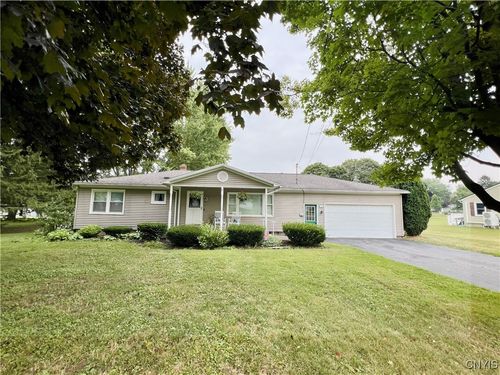 8768 South St, Weedsport, NY, 13166-9792 | Card Image