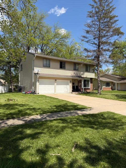 1064 Amherst Ln, University Park, IL, 60484-3206 | Card Image