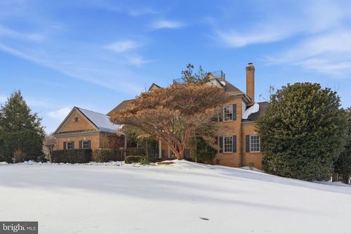 11500 Great Falls Way, Great Falls, VA, 22066-1142 | Card Image