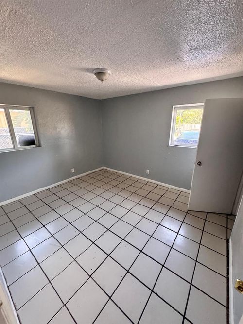 1-1132 Nw 5th Ct, Fort Lauderdale, FL, 33311-8028 | Card Image