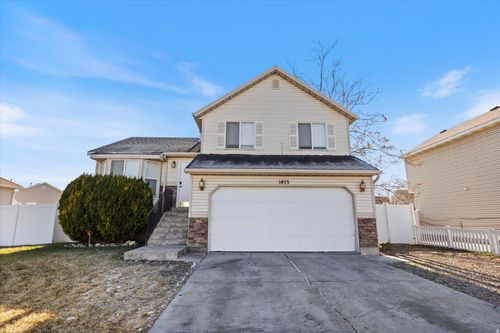 1453 W Lancelot Dr, West Valley City, UT, 84119-4090 | Card Image