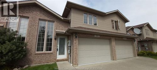 11810 Rockland St, Windsor, ON, N8P1Z8 | Card Image