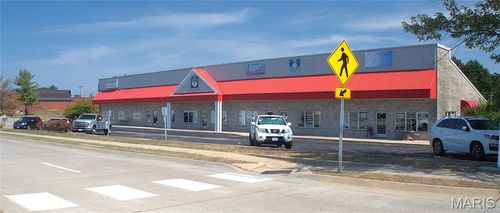 ste-104-950 Corporate Pkwy, Wentzville, MO, 63385-4851 | Card Image