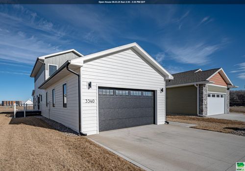 3340 Willow Gdn, South Sioux City, NE, 68776-3236 | Card Image