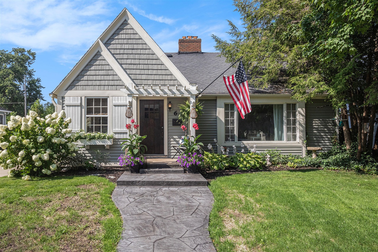 Central Ave, Zeeland, MI 49464