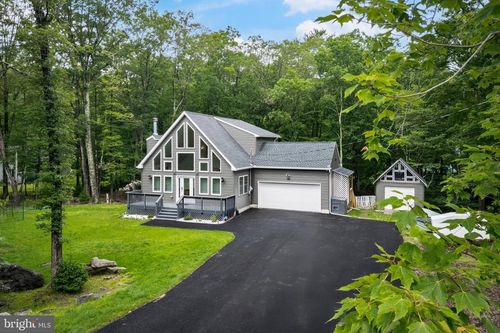 4130 Mill Creek Dr, Cresco, PA, 18326-7870 | Card Image