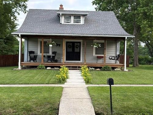 383 E Broadway St, Peculiar, MO, 64078-8502 | Card Image