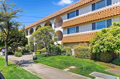 214-2133 Santa Clara Ave, Alameda, CA, 94501-3224 | Card Image