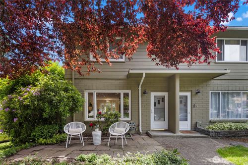 4840-4840 Terrace Dr Ne, Seattle, WA, 98105-3924 | Card Image