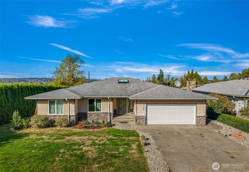 2702 W 99th St, Blaine, WA, 98230-5205 | Card Image
