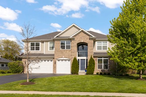 1711 Driving Park Rd, Wheaton, IL, 60187-3226 | Card Image