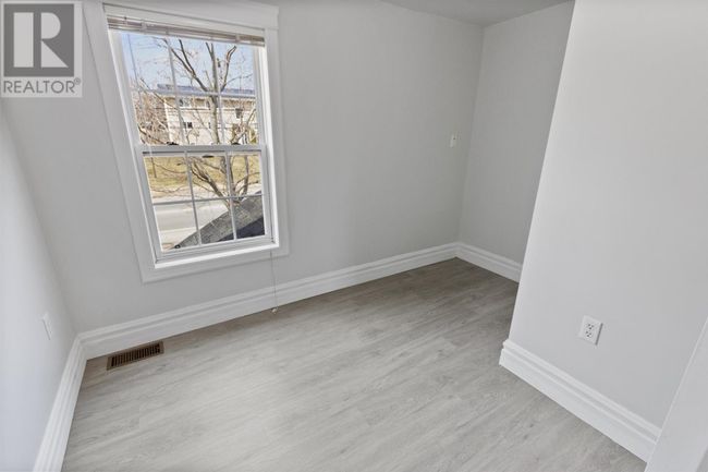 204 Belvedere Ave, Townhouse with 3 bedrooms, 1 bathrooms and null parking in Charlottetown PE | Image 11