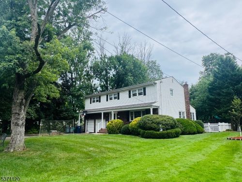227 Hawthorne Dr, Clark, NJ, 07066-2822 | Card Image