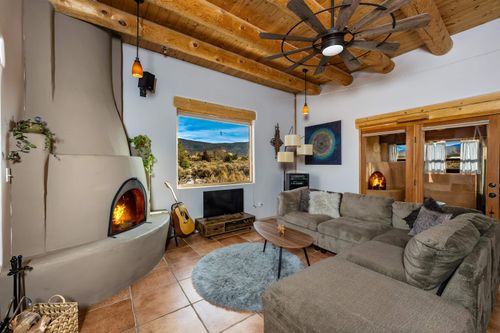 1378 Bries Way, Taos, NM, 87571-6708 | Card Image
