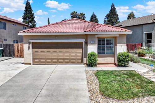 888 Sapphire Circle, Vacaville, CA, 95687 | Card Image