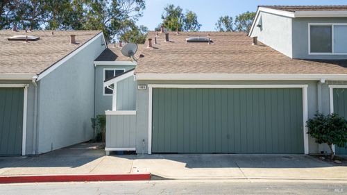 1889 Chantilly Ln, Hayward, CA, 94541-6834 | Card Image