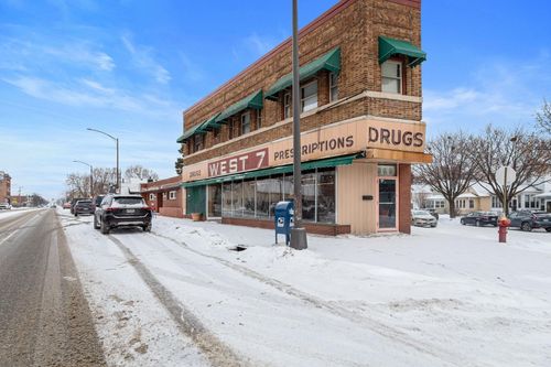 1106 7th St W, Saint Paul, MN, 55102-3829 | Card Image