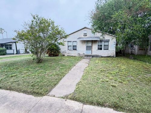 1701 Main Dr, Corpus Christi, TX, 78409-2217 | Card Image