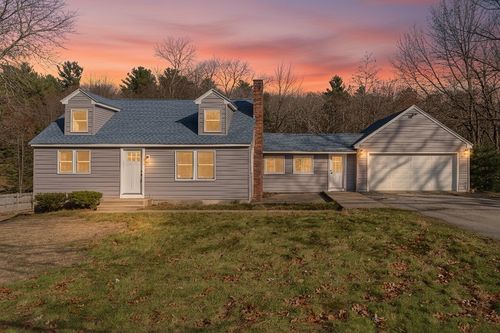 629 Grafton St, Shrewsbury, MA, 01545-4017 | Card Image