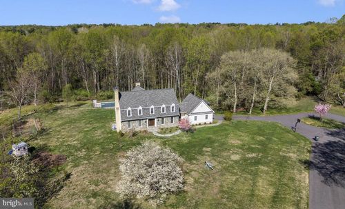 12929 Esworthy Rd, North Potomac, MD, 20878-8712 | Card Image