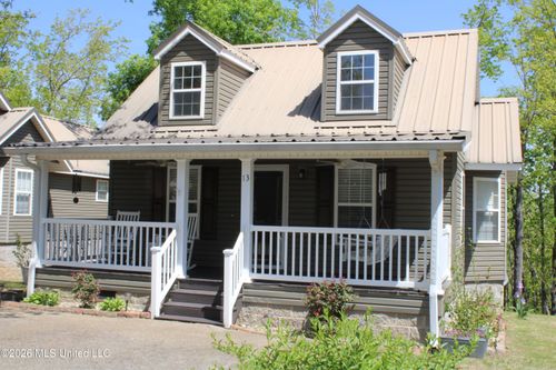 13 Brett Blf, Iuka, MS, 38852-9405 | Card Image